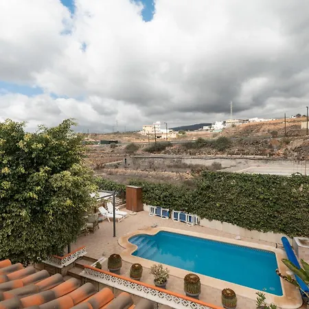 Casa Boulou A El Roque カントリーハウス *