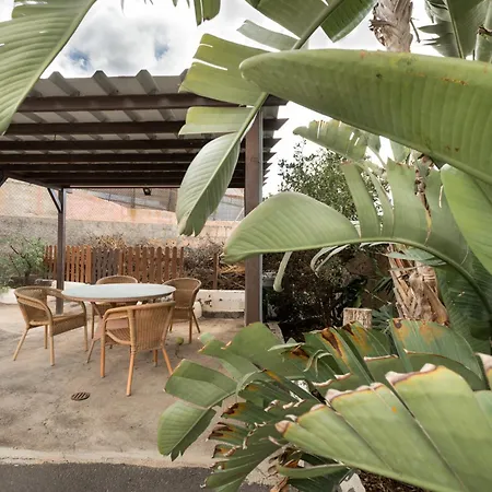 Casa Boulou A El Roque Gospodarstwo wiejskie San Miguel de Abona
