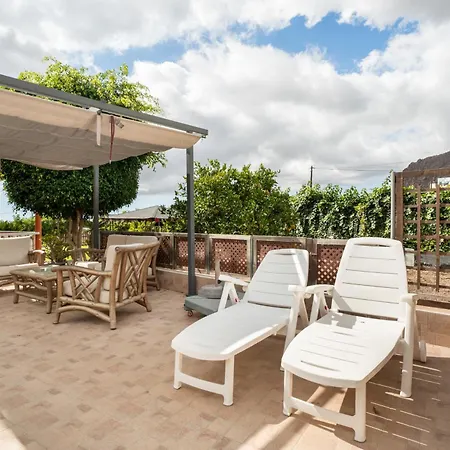 Casa Boulou A El Roque Gospodarstwo wiejskie San Miguel de Abona